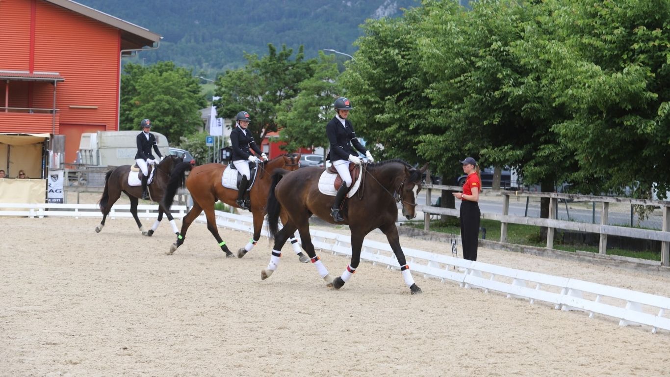 SRNC Schweiz 2026 – Traumhafter Saisonauftakt in Balsthal